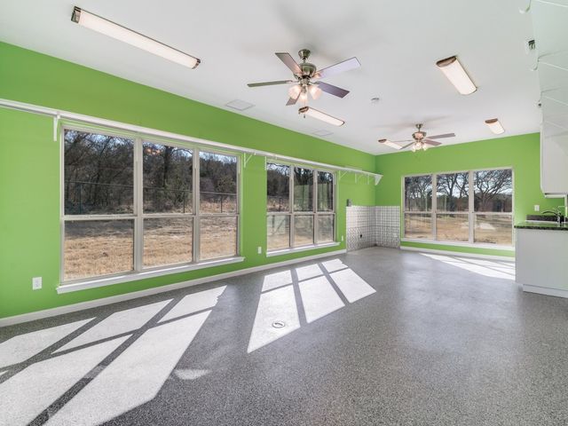 1079 Mountain Bluebird Court, Graford, TX 76449