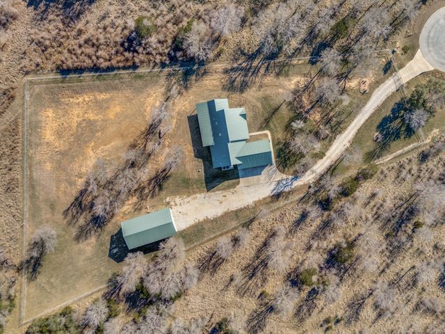 1079 Mountain Bluebird Court, Graford, TX 76449