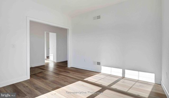 14 WALTON HILL CIR, Lititz, PA 17543