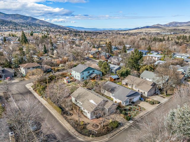 139 N Wightman Street, Ashland, OR 97520