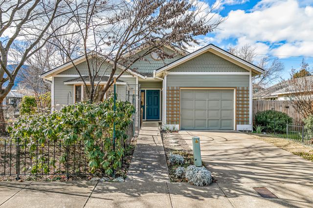 139 N Wightman Street, Ashland, OR 97520