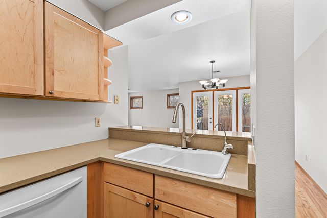 139 N Wightman Street, Ashland, OR 97520