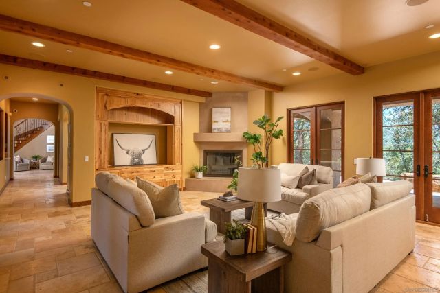 23835 Viejas Grade, Descanso, CA 91916