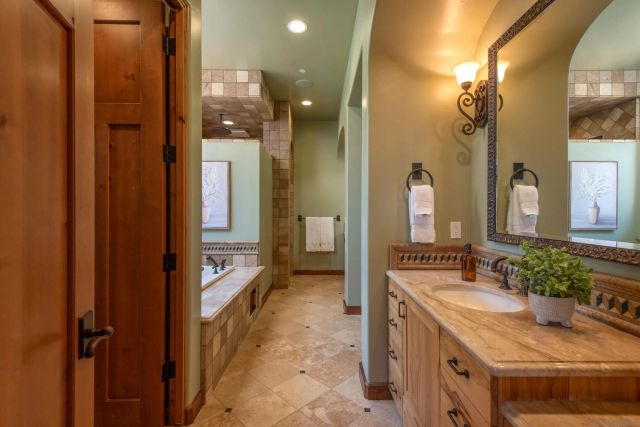 23835 Viejas Grade, Descanso, CA 91916