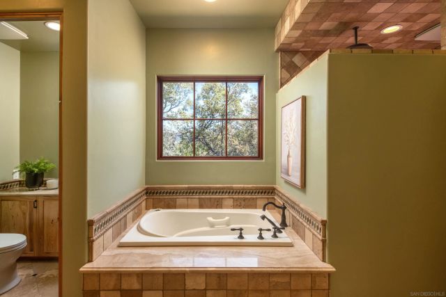 23835 Viejas Grade, Descanso, CA 91916