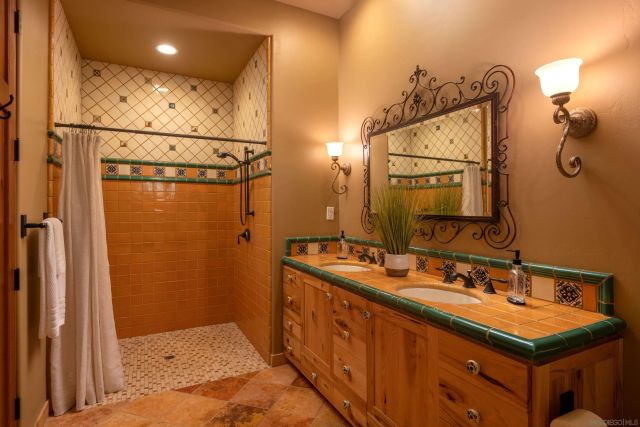 23835 Viejas Grade, Descanso, CA 91916