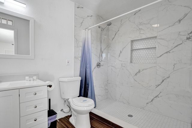 1075 W 30th Street, Riviera Beach, FL 33404