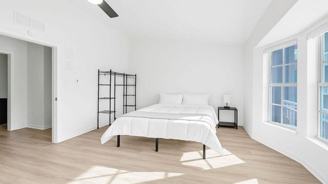 1075 W 30th Street, Riviera Beach, FL 33404