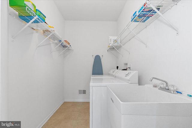 915 MATHER DR, Bear, DE 19701