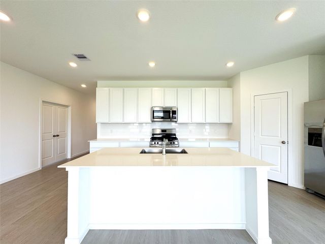 6815 Harvest Wheat Lane, Katy, TX 77493