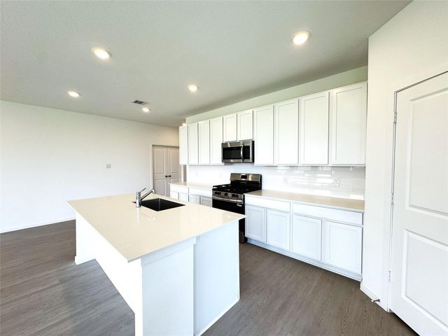 6815 Harvest Wheat Lane, Katy, TX 77493