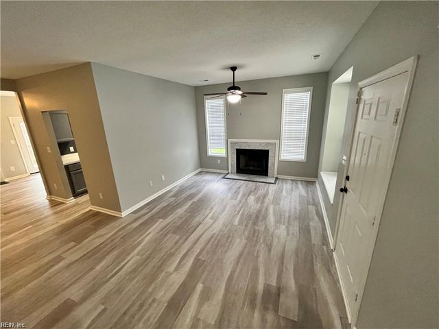 6 Madison CHSE, Hampton, VA 23666