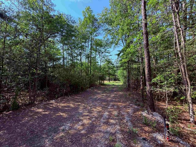 2400 Sunny Heights Rd., Longs, SC 29568