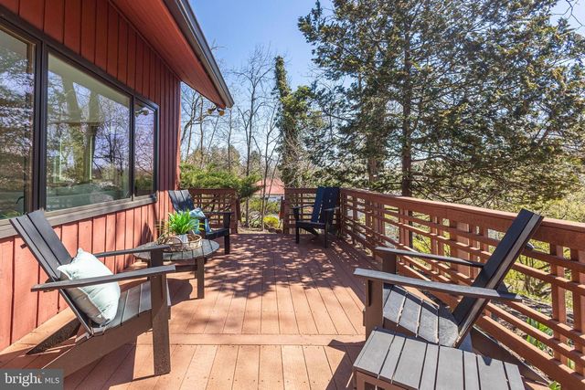 101 ROGERS RD, Furlong, PA 18925