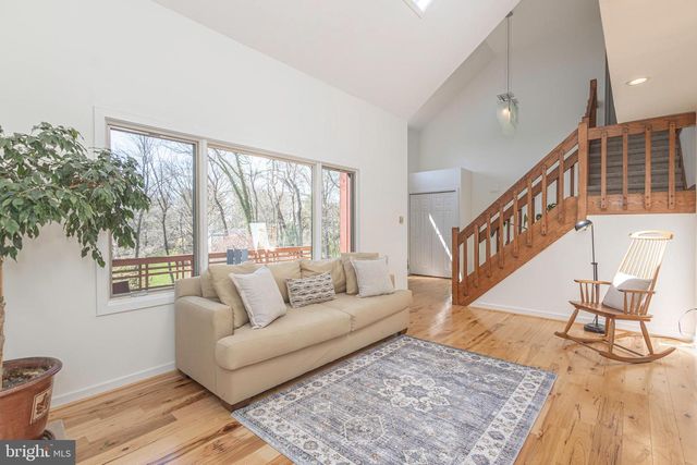 101 ROGERS RD, Furlong, PA 18925