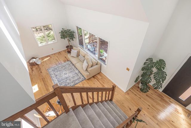 101 ROGERS RD, Furlong, PA 18925