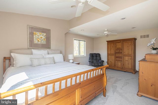 101 ROGERS RD, Furlong, PA 18925