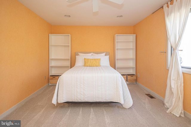 101 ROGERS RD, Furlong, PA 18925