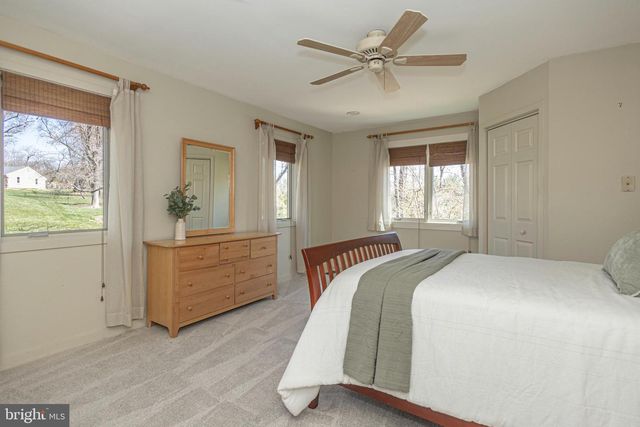 101 ROGERS RD, Furlong, PA 18925