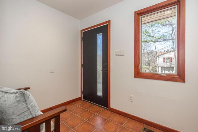 101 ROGERS RD, Furlong, PA 18925