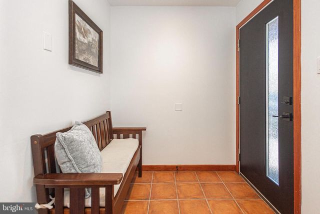 101 ROGERS RD, Furlong, PA 18925