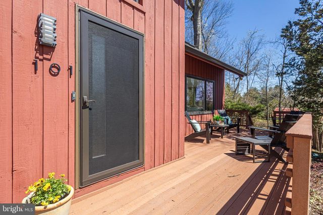 101 ROGERS RD, Furlong, PA 18925