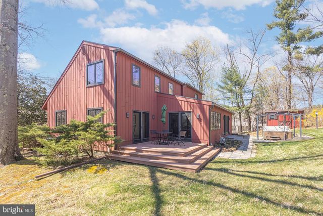 101 ROGERS RD, Furlong, PA 18925