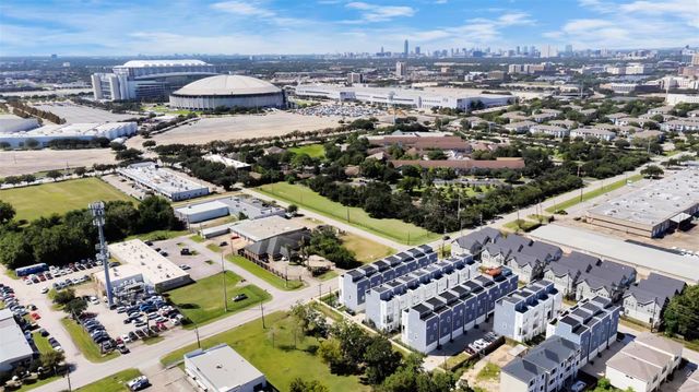 2107 Engelmohr, Houston, TX 77054