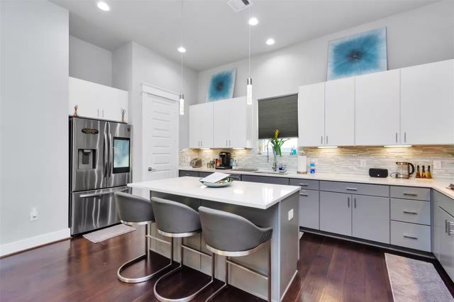 2107 Engelmohr, Houston, TX 77054