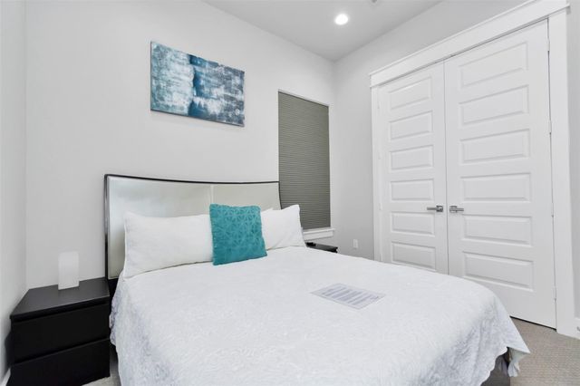 2107 Engelmohr, Houston, TX 77054