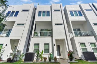2107 Engelmohr, Houston, TX 77054