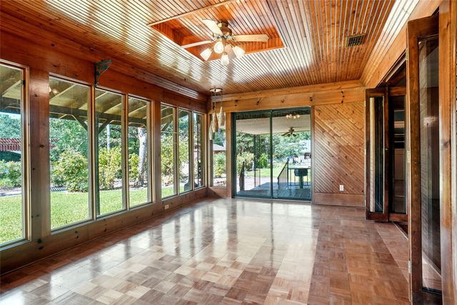 201 Crest Ridge Drive, Lakeside, TX 76108