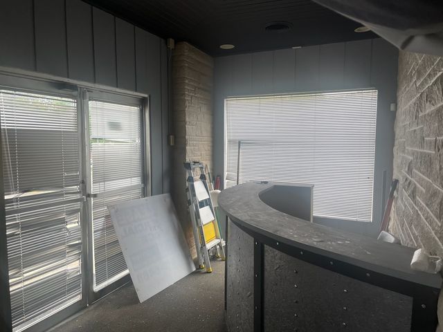 734 W Chicago Street, Elgin, IL 60124
