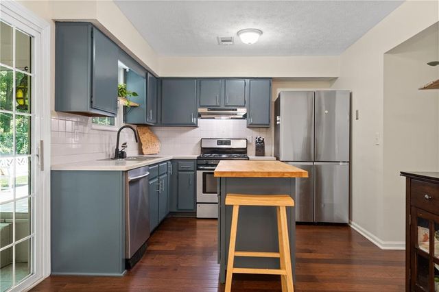 710 Crab Orchard Court, Roswell, GA 30076
