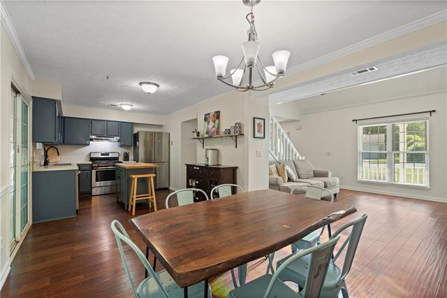 710 Crab Orchard Court, Roswell, GA 30076