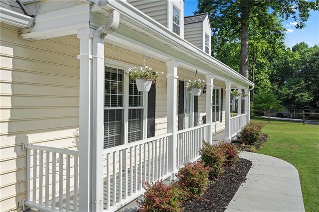 710 Crab Orchard Court, Roswell, GA 30076