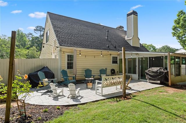 710 Crab Orchard Court, Roswell, GA 30076