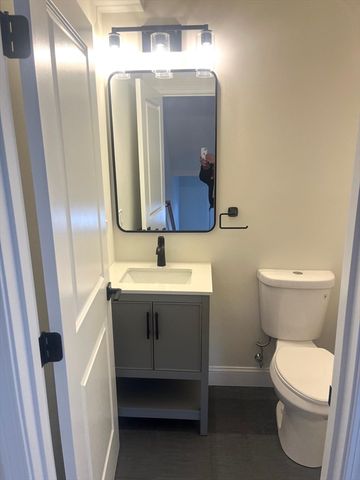 84 Arcadia 5, Revere, MA 02151