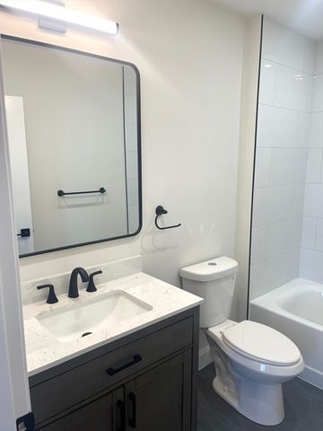 84 Arcadia 5, Revere, MA 02151