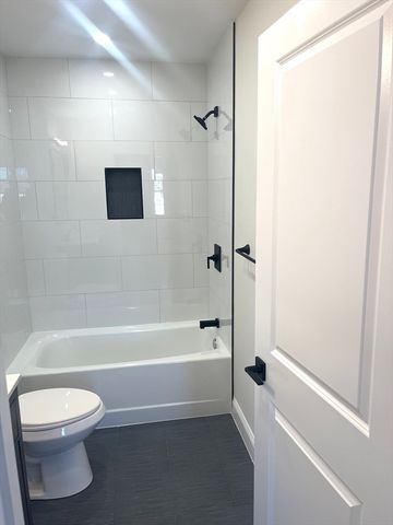 84 Arcadia 5, Revere, MA 02151