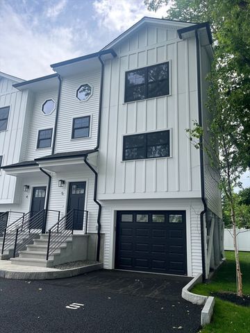 84 Arcadia 5, Revere, MA 02151