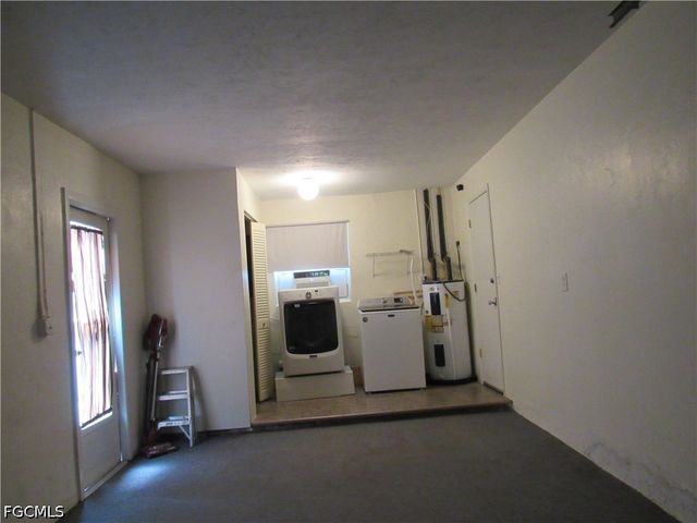 2976 Ribbon CT, Fort Myers, FL 33905