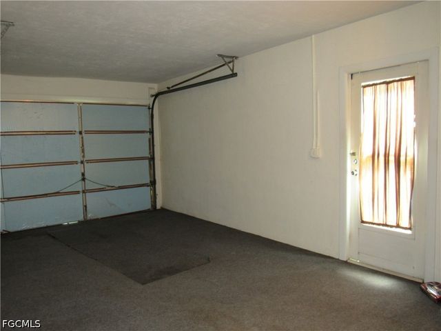 2976 Ribbon CT, Fort Myers, FL 33905