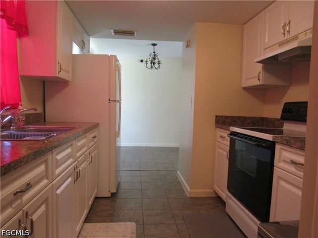 2976 Ribbon CT, Fort Myers, FL 33905