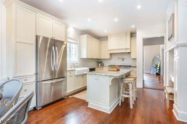 422 Kimball Ave, Westfield Town, NJ 07090