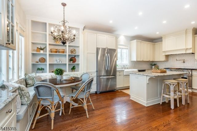 422 Kimball Ave, Westfield Town, NJ 07090