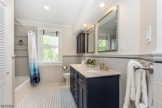 422 Kimball Ave, Westfield Town, NJ 07090