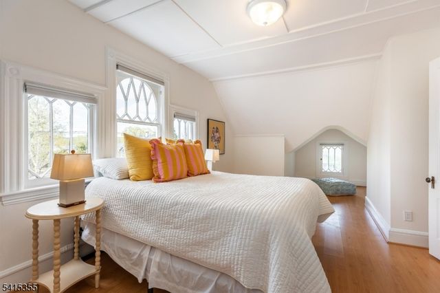 422 Kimball Ave, Westfield Town, NJ 07090