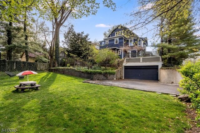 422 Kimball Ave, Westfield Town, NJ 07090