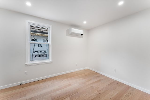 171 SUMMIT AVE, Jc, Journal Square, NJ 07304